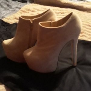 High heel Ankle boots